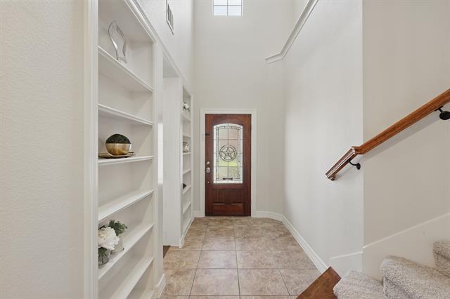 Photo - 400 Crossbill Ln