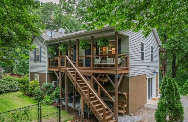 Photo - 15 Maplewood Dr Unit 15 Maplewood Dr