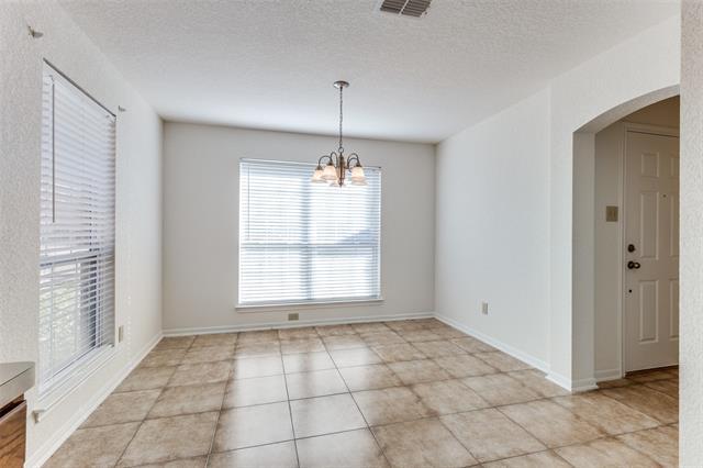 Photo - 5810 Blackmore Ave