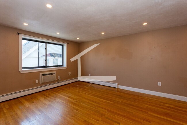 Photo - Modern Apt w No Fee, Heat and Hot Water Included, Pet Friendly, Near BU, Parking Available --See ...
