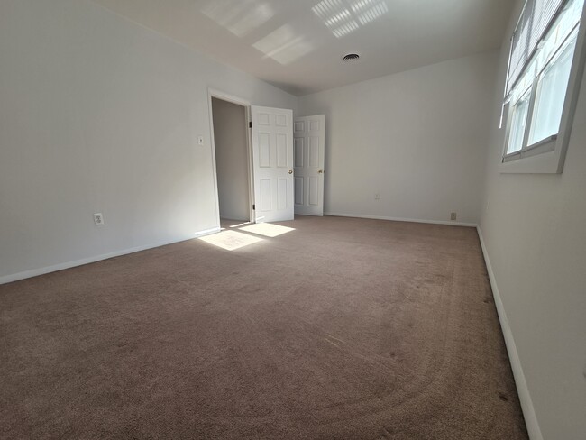 Photo - 7 Bridle Path Ln Unit Feasterville Apartment