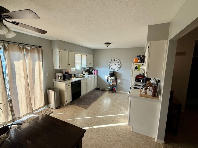 Photo - 3BR Duplex with Garage & Fenced Yard