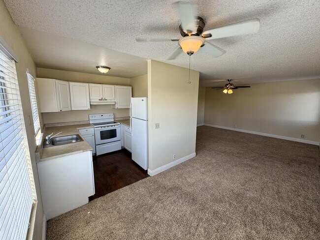 Photo - 1464 38th St Unit 3