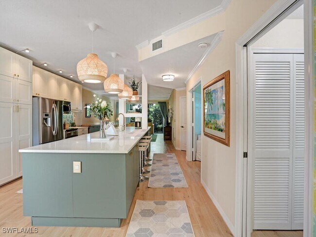 Photo - 7095 Barrington Cir Unidad 6-102