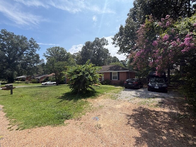 Photo - 7715 Durvin Dr