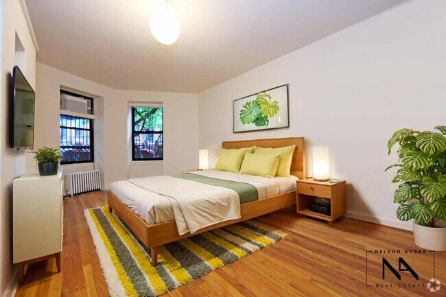 Building Photo - 873 Union St Rental