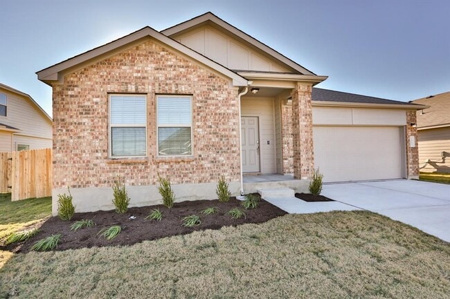 Photo - 1003 Honey Locust Wy Casa