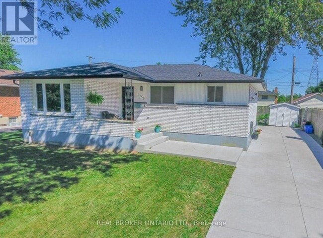 Photo - 185 Hildred St