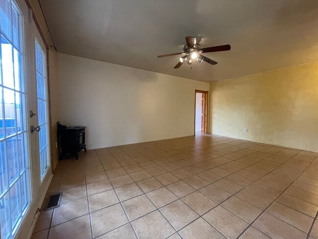 Photo - 212 S El Rancho Rd