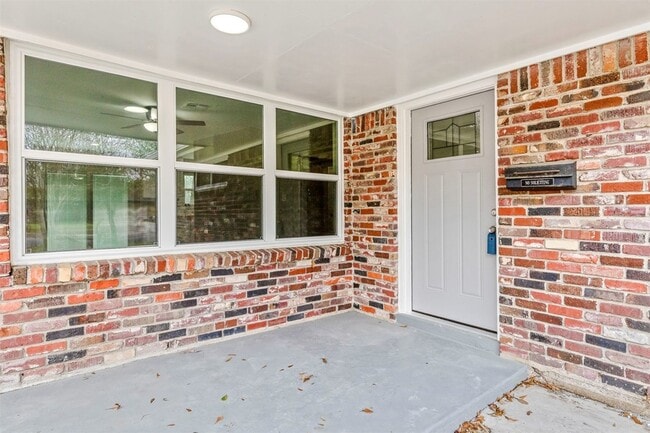 Photo - 10615 Clematis Ln