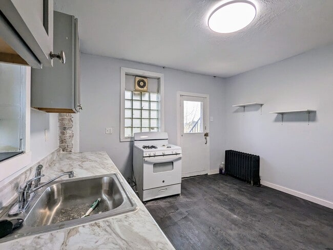 2120 Bedford Ave Unit 1