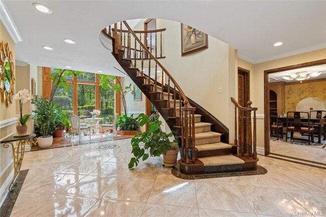 Photo - 8 Trusdale Ct