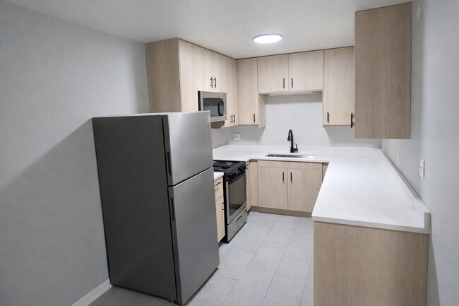 Photo - 5202 Washington St