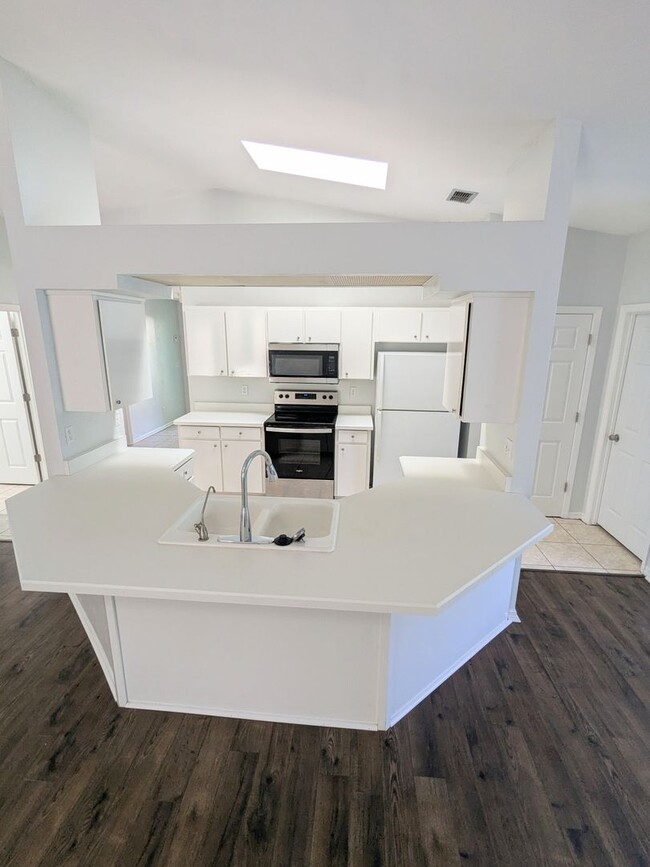 Photo - Welcome to Your Next Home in Port Orange!