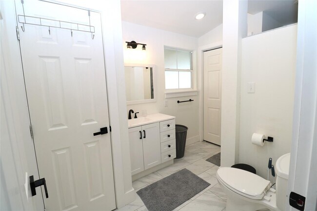 Photo - 5506 Ave Q 1/2 Casa