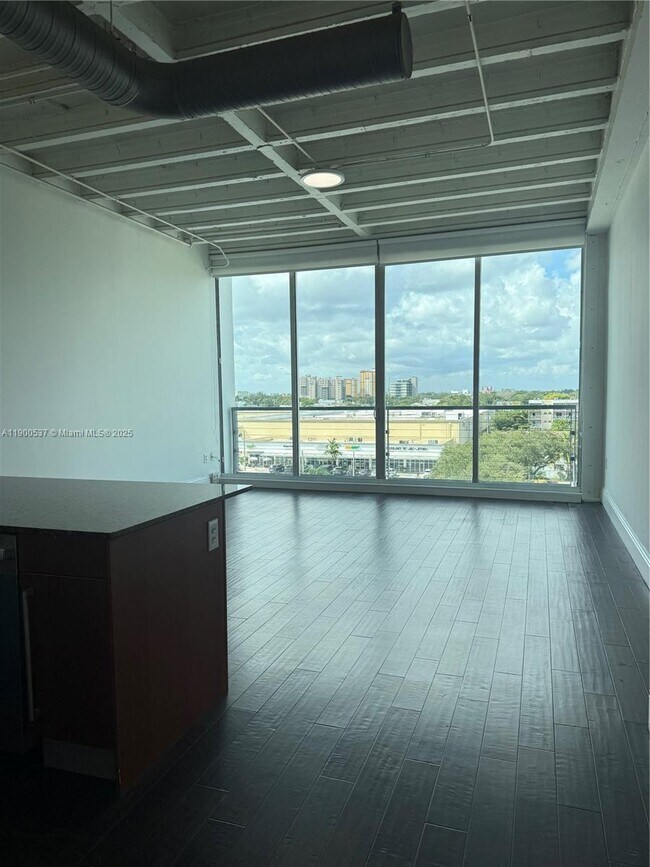 Photo - 8101 Biscayne Blvd Unit R-514