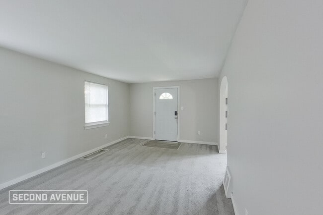 Photo - 610 Churchill Ave