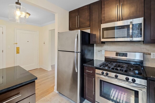 188 Bellevue Ave Apartments