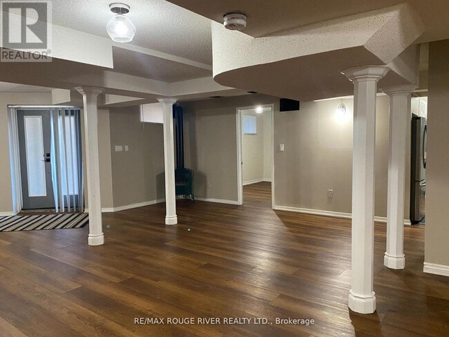 Photo - 35 Meekings Dr