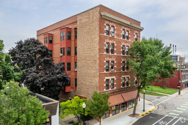 Cardinal Apartments