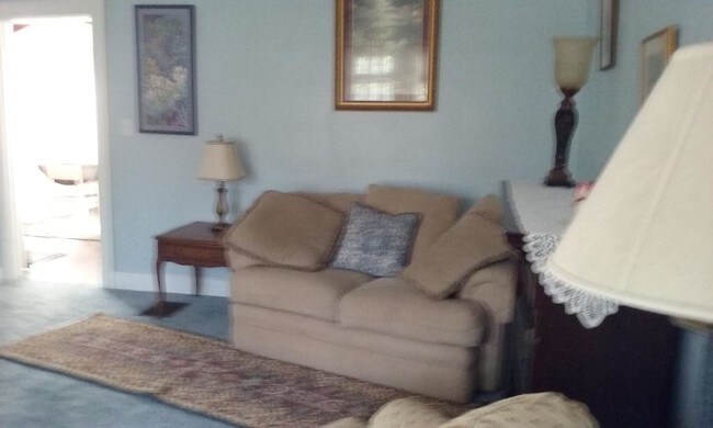 147 Knapp St NE Unit 2
