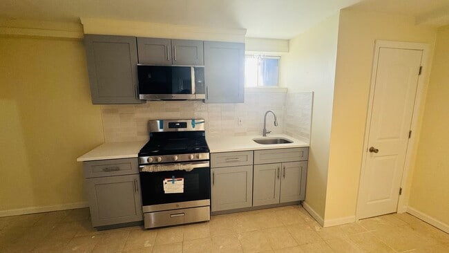 Photo - 10915 164th St