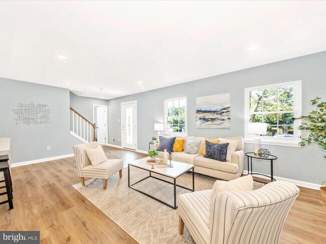 Photo - 1305 Peachtree Ct