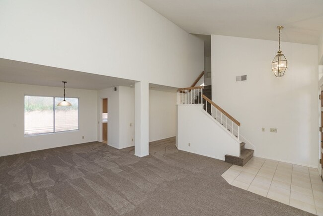 2174 Shadetree Ln