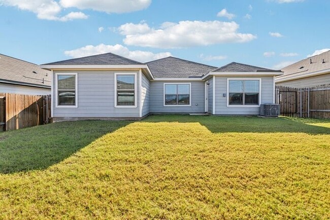 Photo - 3905 Crown Ct