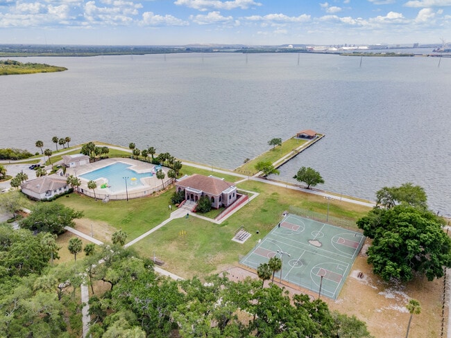 Photo - 2421 Harper St