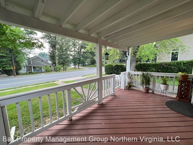 Photo - 4 br, 2 bath House - 2211 Westmoreland St