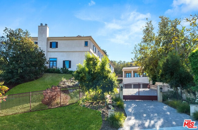 Photo - 17390 Tramonto Dr