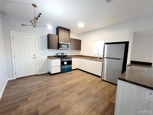 Photo - 3409 Fuerte Ave Unidad 1