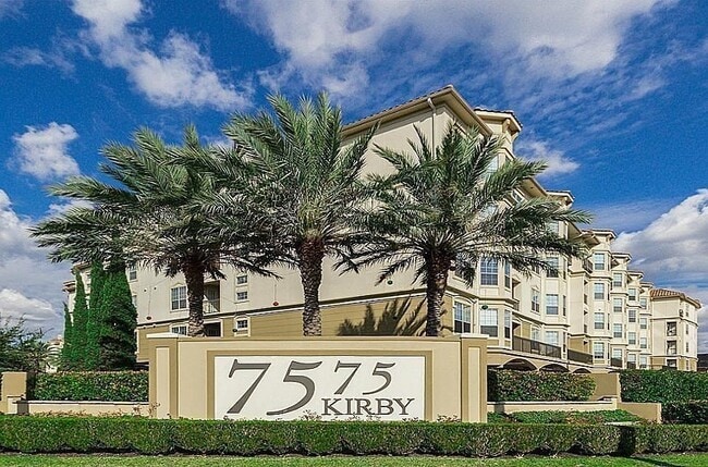 Building Photo - 7575 Kirby Dr Unit 1113 Rental