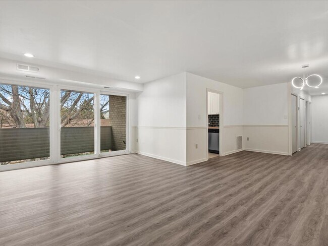 Photo - 5608 Bloomfield Dr Unidad 203