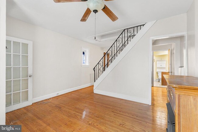 Photo - 345 W Mt Pleasant Ave