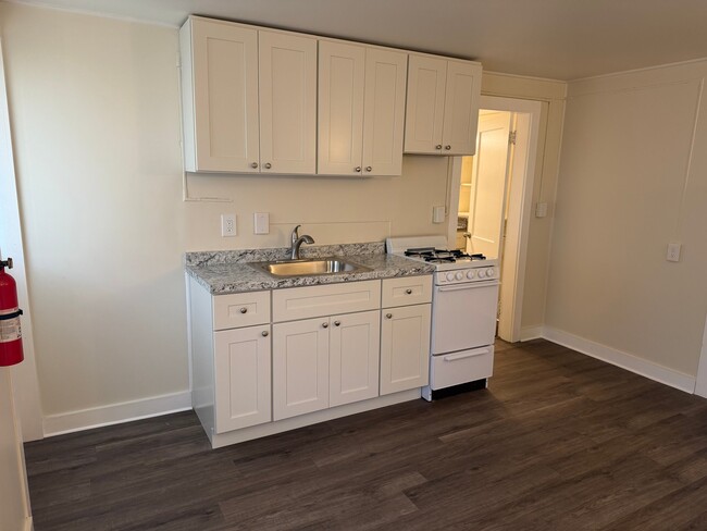 Photo - 187 West St Unit 12