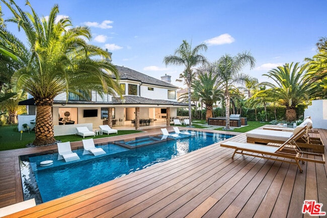 Photo - 25879 Chalmers Pl