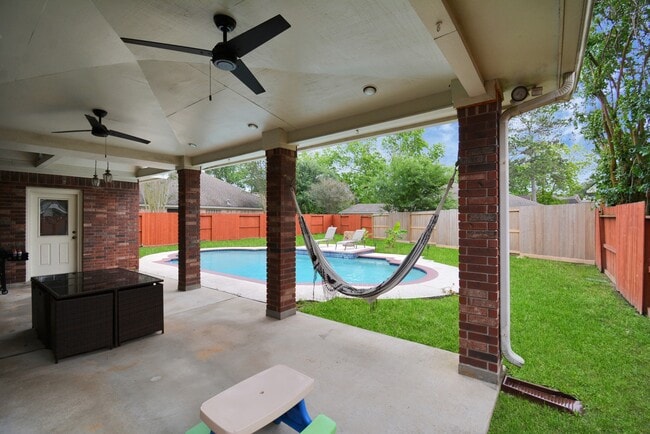 Photo - 2322 Lord Nelson Dr