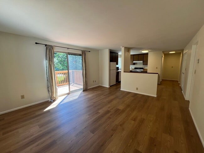 Photo - Two Bedroom Duplex in Port Orchard, Availa...