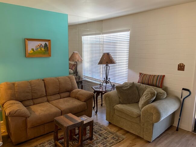 Building Photo - 349 S Paseo Madera Unit B Rental