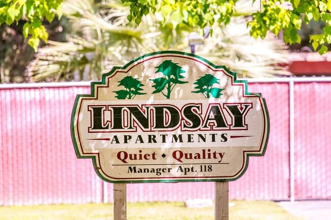 Photo - Lindsay Apartments