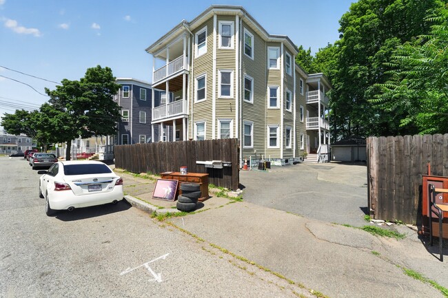 Photo - 29 Park St Unit 2