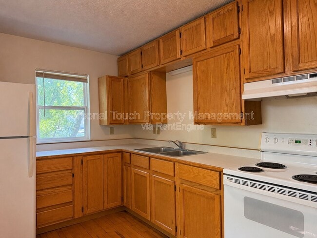 Photo - 411 4th Ave S Unit 3