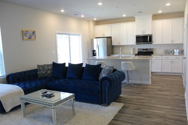 Photo - 1145 Harland St