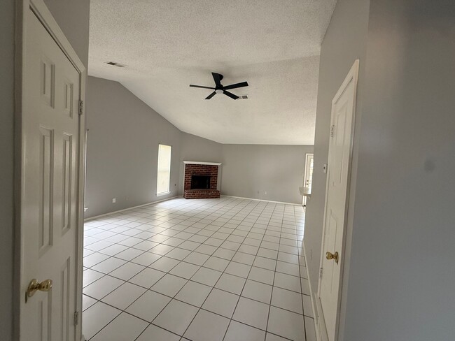 104 Orange Dr
