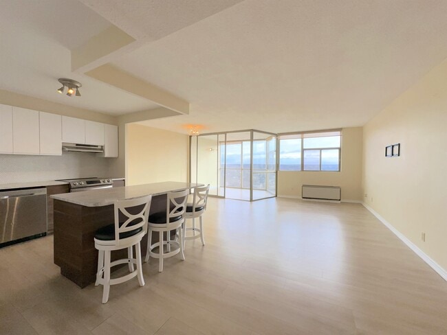 Photo - 2760 Carousel Crescent