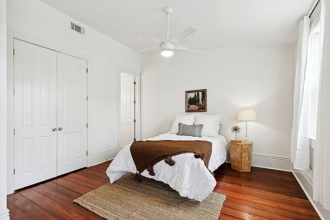 Photo - 2125 S Liberty St