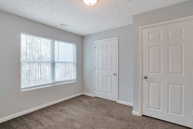 Photo - 7203 Fairington Ridge Cir