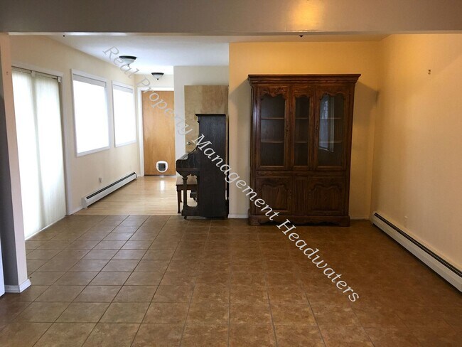 Photo - 1311 Peosta Ave Unit A